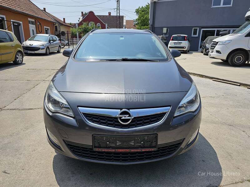 Opel Astra J 1.3Cdti