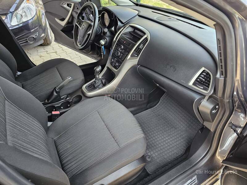 Opel Astra J 1.3Cdti