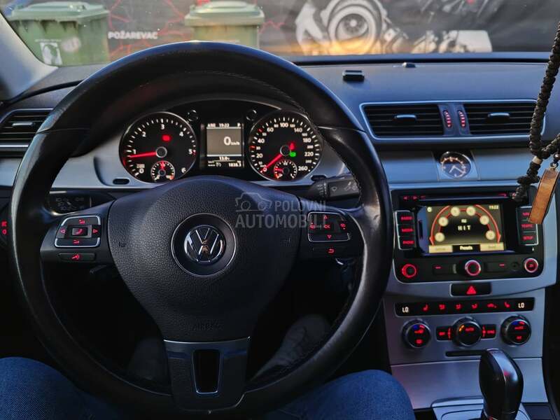 Volkswagen Passat B7 1.6 TDI BLUEMOTION