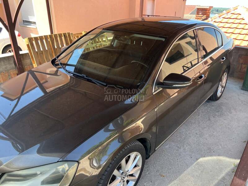 Volkswagen Passat B7 1.6 TDI BLUEMOTION
