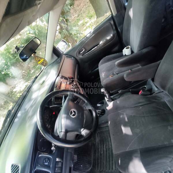 Mazda MPV 