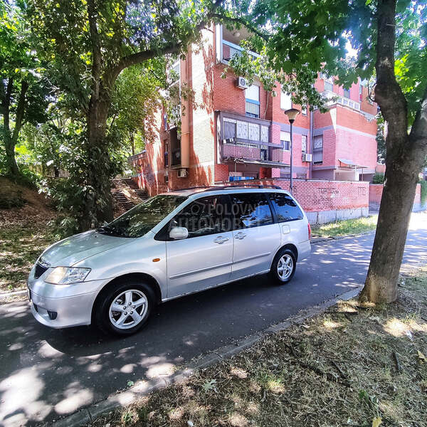 Mazda MPV 
