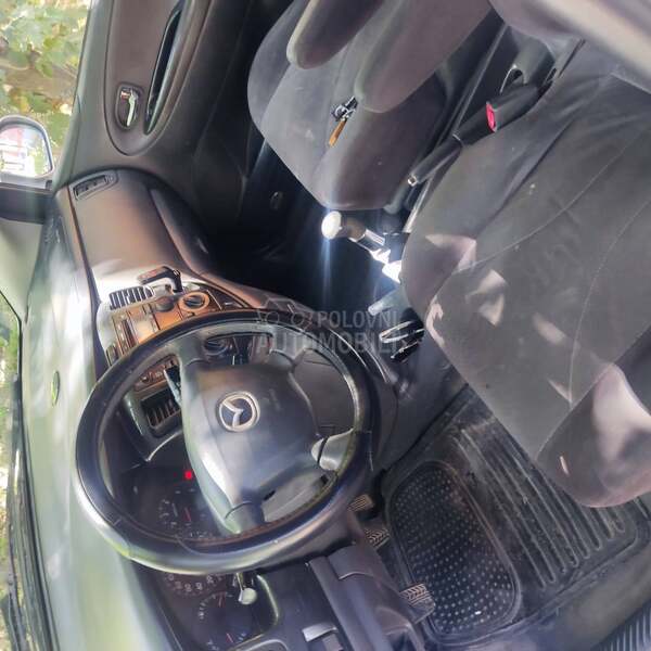 Mazda MPV 