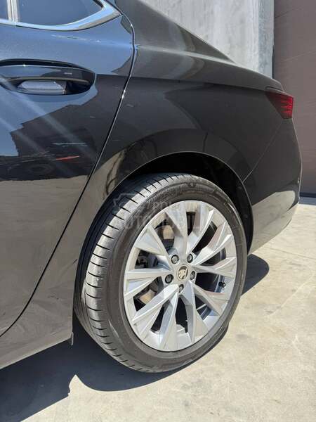 Škoda Superb 2.0TDI 4x4 NOVA