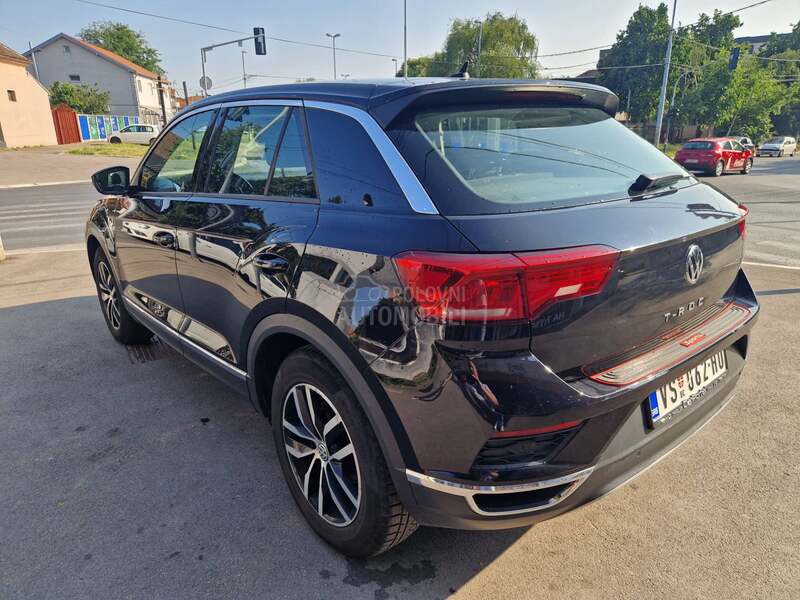 Volkswagen T-Roc 1.6tdi sport