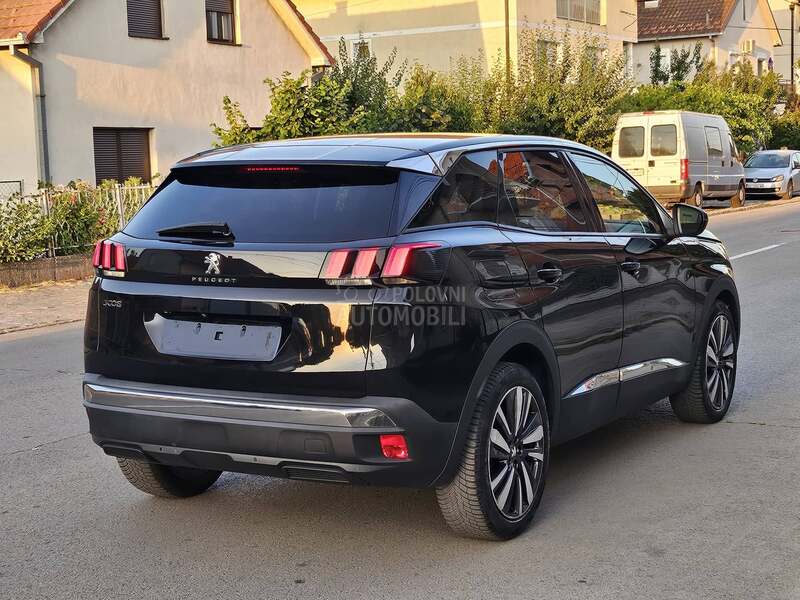 Peugeot 3008 1.6HDI ALLURE
