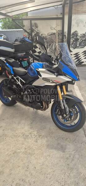 Suzuki GSXS1000GX