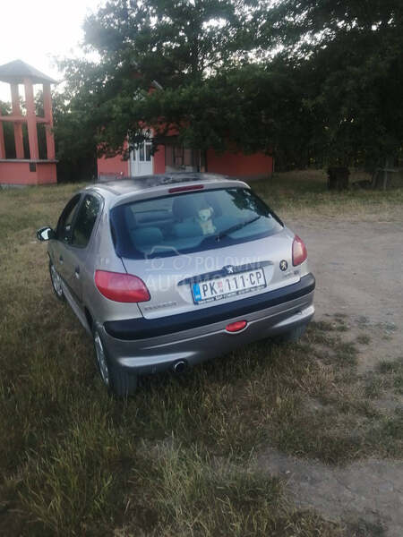 Peugeot 206 