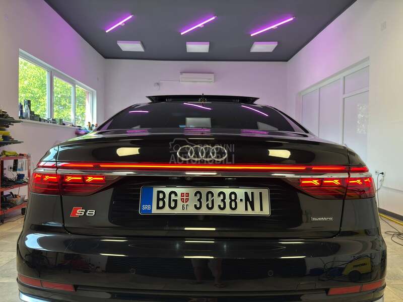 Audi A8 S8 look