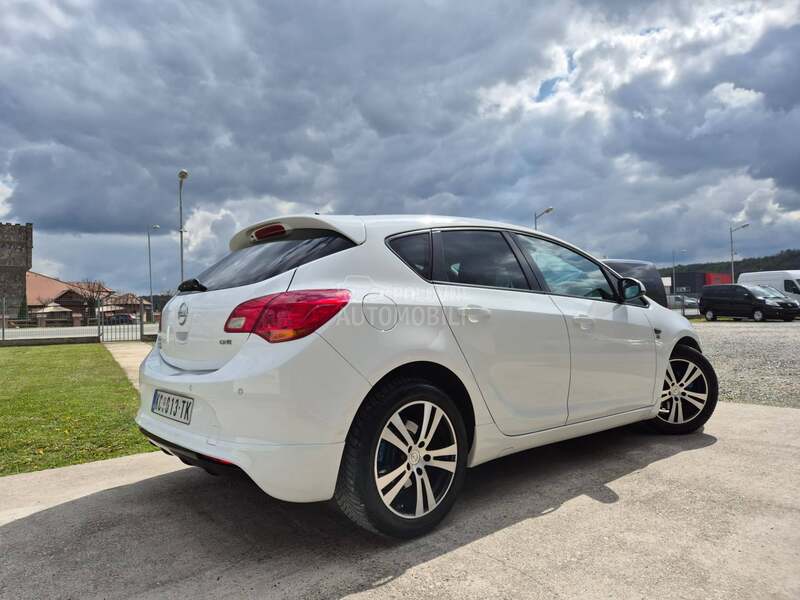 Opel Astra J /OPC LINE/NOV LANAC