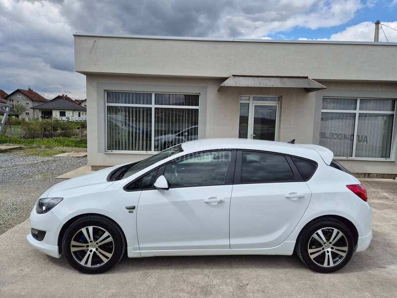 Opel Astra J /OPC LINE/NOV LANAC