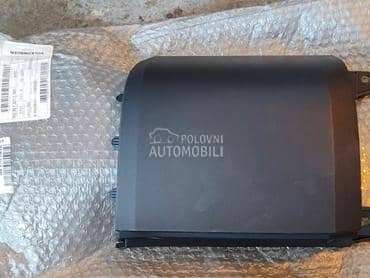 T6 kombi levi zadnji branik