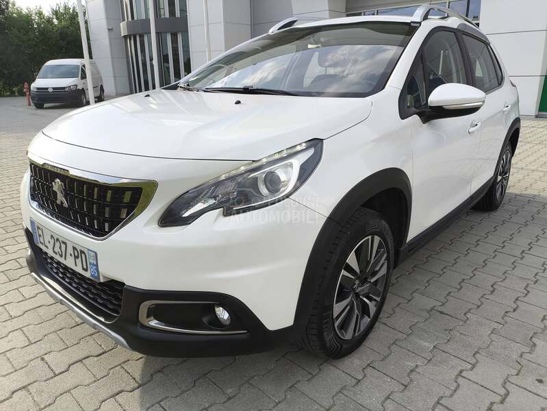 Peugeot 2008 .1.2.ALLURE