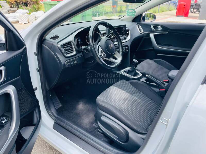Kia cee`d 1.0T GDI