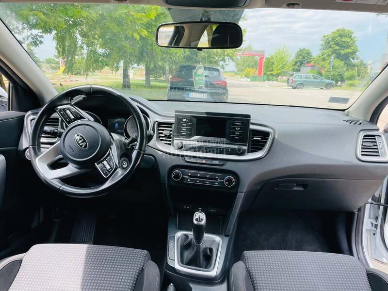 Kia cee`d 1.0T GDI
