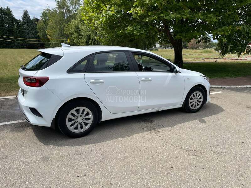 Kia cee`d 1.0T GDI