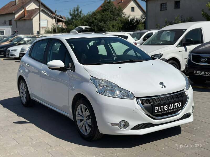 Peugeot 208 N O V