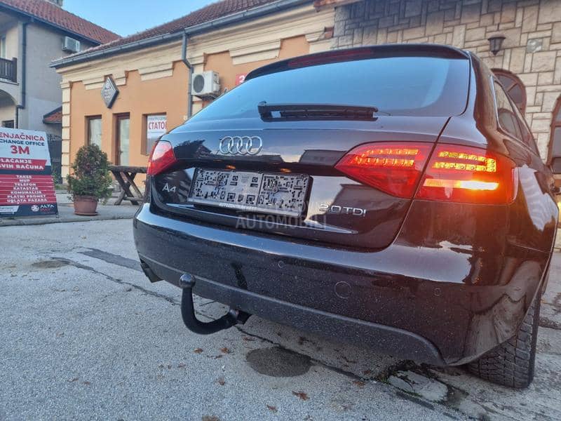 Audi A4 2.0TDI KUKA/LED