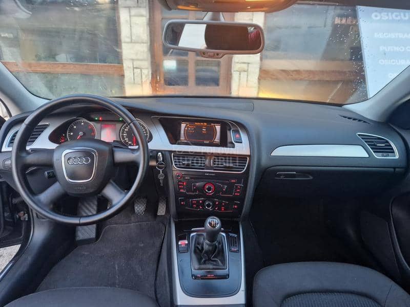 Audi A4 2.0TDI KUKA/LED
