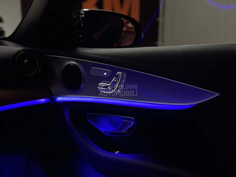 Mercedes Benz E 220 D/AMG/4-MATIC/360