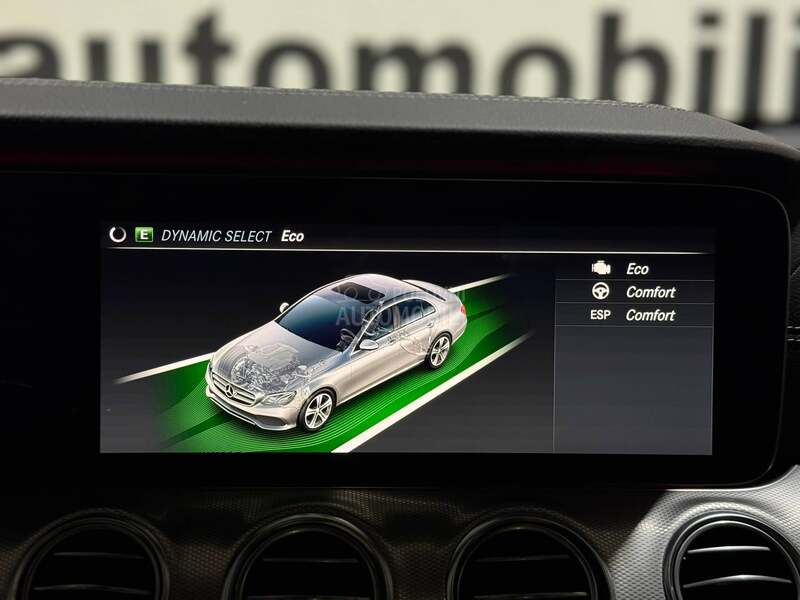 Mercedes Benz E 220 D/AMG/4-MATIC/360