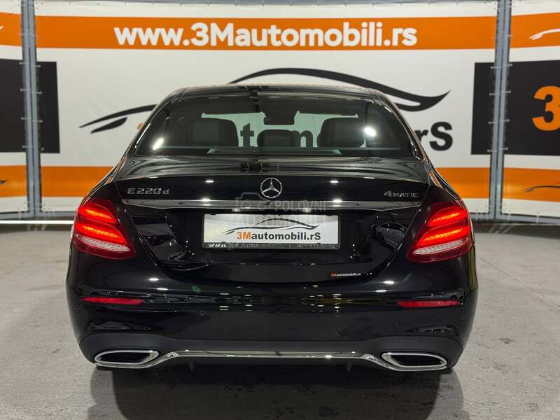 Mercedes Benz E 220 D/AMG/4-MATIC/360
