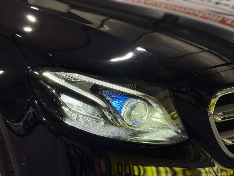 Mercedes Benz E 220 D/AMG/4-MATIC/360