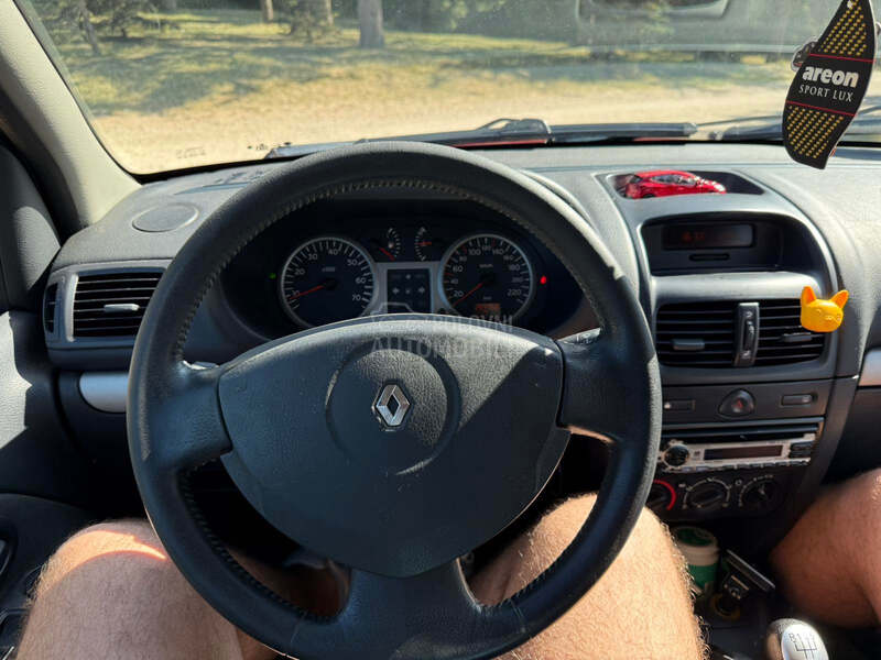 Renault Clio 1.2 16v DYNAMIQUE
