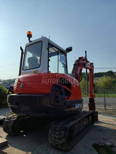 Kubota 121