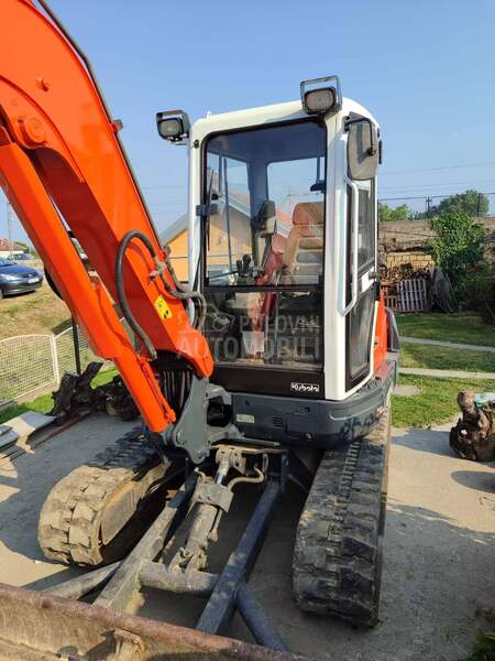 Kubota 121