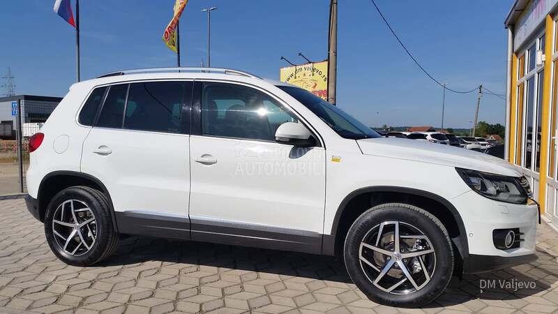 Volkswagen Tiguan 4MOTION/DSG/LED/T0P