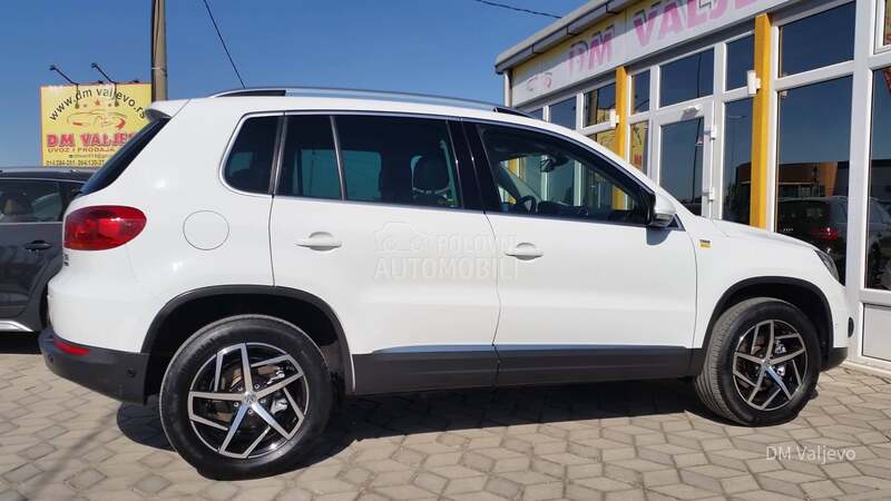 Volkswagen Tiguan 4MOTION/DSG/LED/T0P