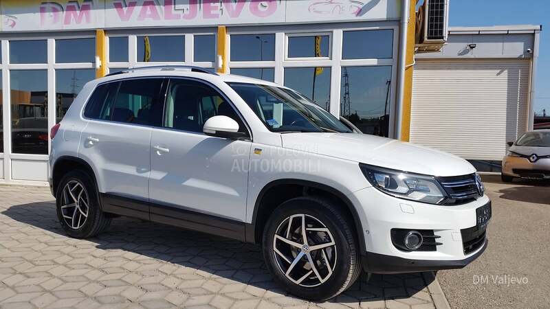 Volkswagen Tiguan 4MOTION/DSG/LED/T0P