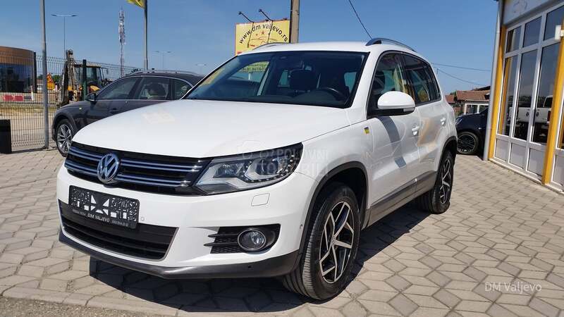 Volkswagen Tiguan 4MOTION/DSG/LED/T0P