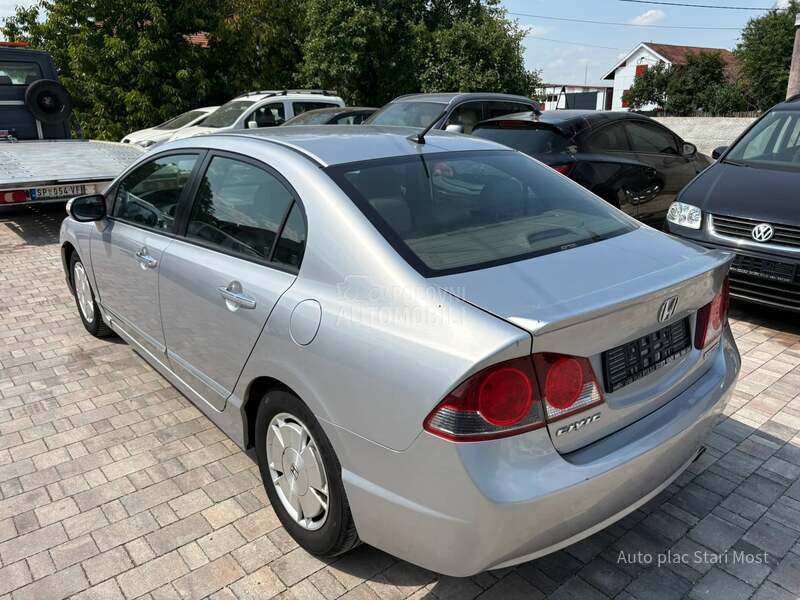 Honda Civic 1,3 HYUBRID