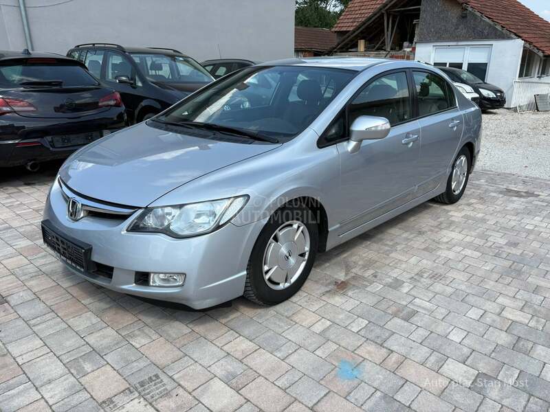Honda Civic 1,3 HYUBRID