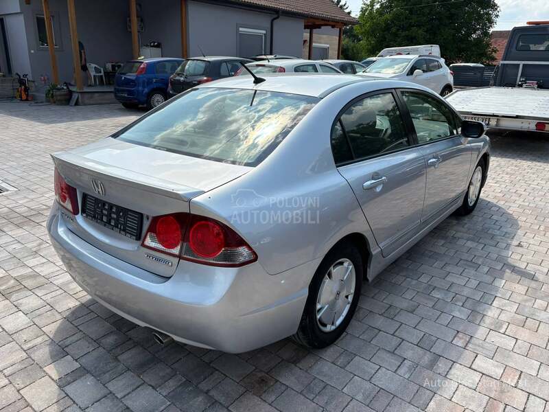 Honda Civic 1,3 HYUBRID