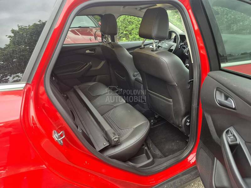 Ford Focus 1,5 TITANIUM X