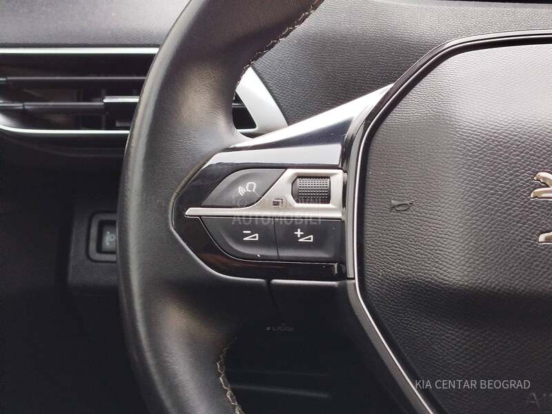 Peugeot 3008 1.2 PURETECH M/T