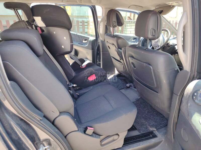 Renault Grand Espace 2.0 dci 150