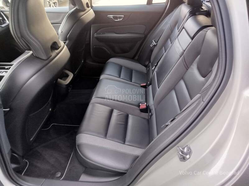 Volvo V60 2.0 T5 AWD R-DESING