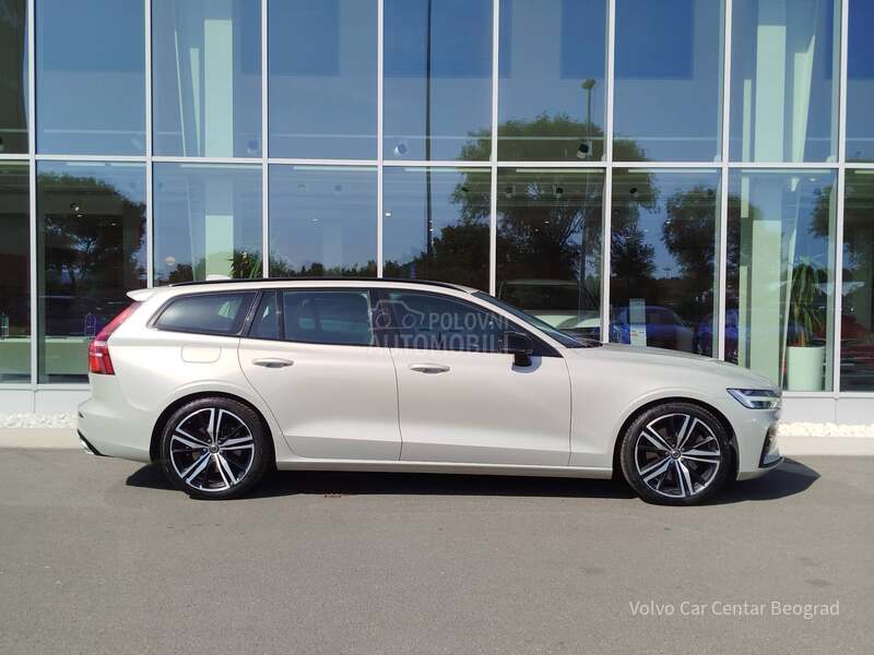 Volvo V60 2.0 T5 AWD R-DESING