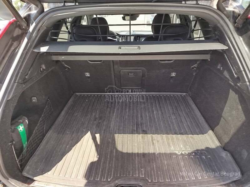 Volvo XC60 2.0 D4 R-DESING A/T