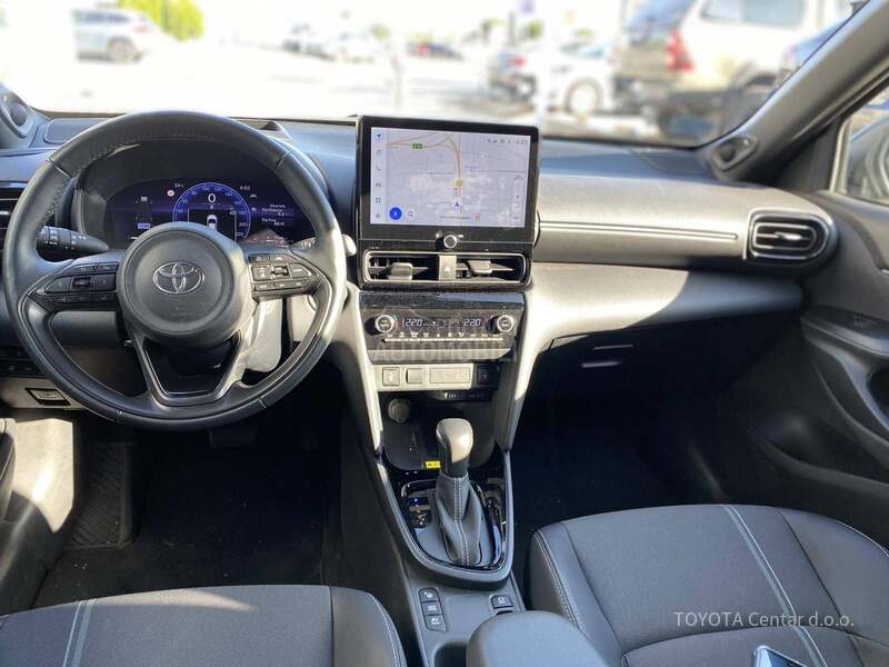 Toyota Yaris Cross 1.5 PREMIERE HYBRID