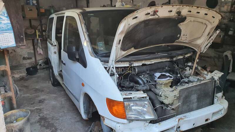 Mercedes Benz Vito 