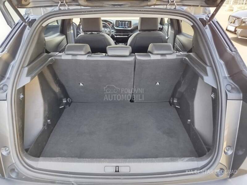 Peugeot 2008 1.2 ALLURE A/T