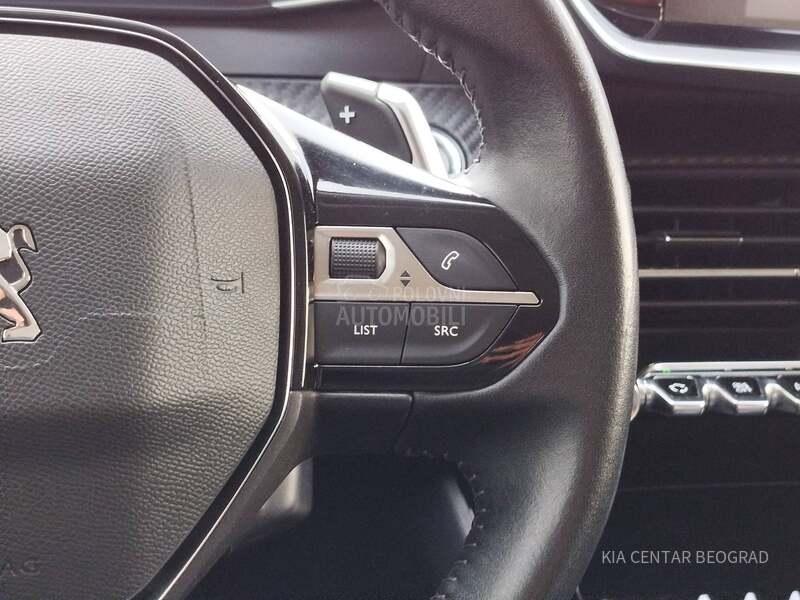Peugeot 2008 1.2 ALLURE A/T