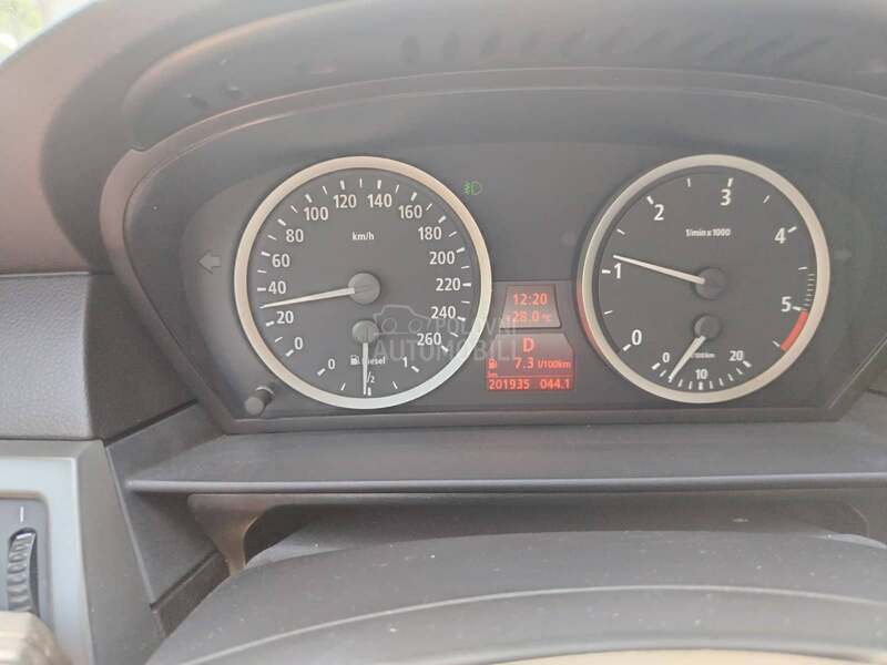 BMW 520 e60