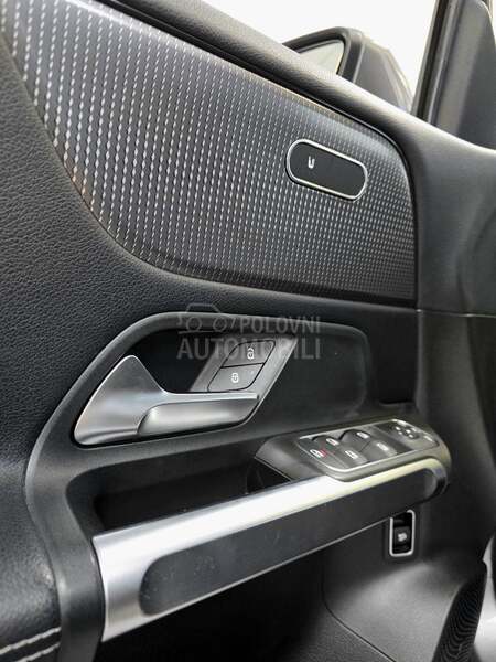 Mercedes Benz GLB 200 O D L I C A N