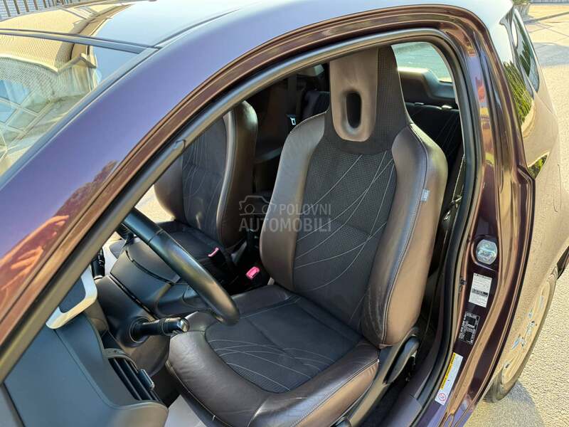 Toyota iQ multidrive fu.l.l